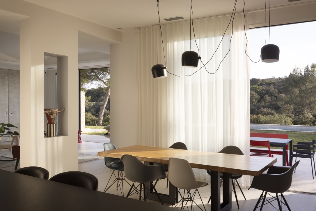 5_82DF9D63-66FE-45CC-86D9-D655BF7497F4_1_105_c copie